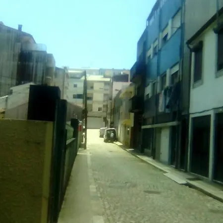 Marina Guiomar Apartamento *